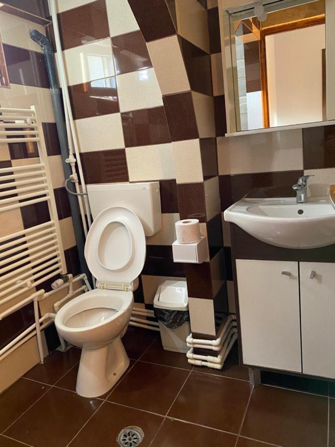 Hotel Casa Ciobi Două Mai Esterno foto