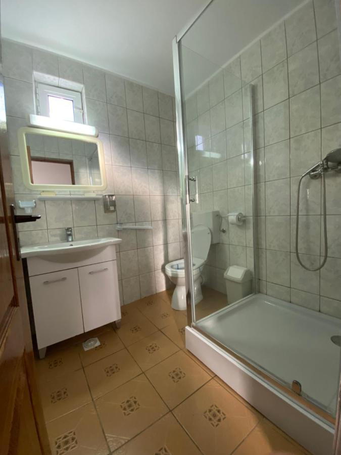 Hotel Casa Ciobi Două Mai Esterno foto